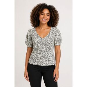 Belldini Short Sleeve Leopard Print Blouse M